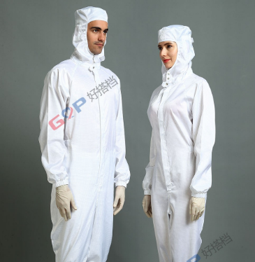 使用無塵服??時需要注意哪些事情？